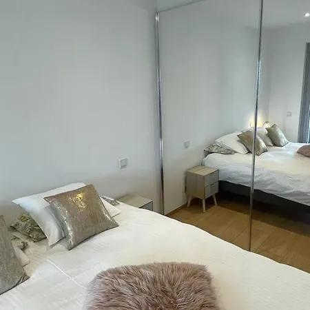 Luxury 3 Bedrooms Flat Cloche D'or W Terrace&parking *